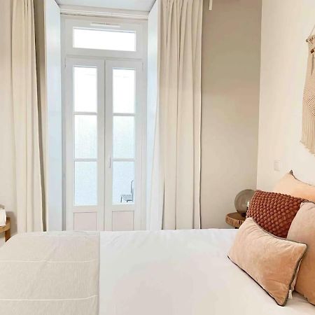 Vila Rosario 3 Studios With Patio By Homeful Homes Lisboa Ngoại thất bức ảnh