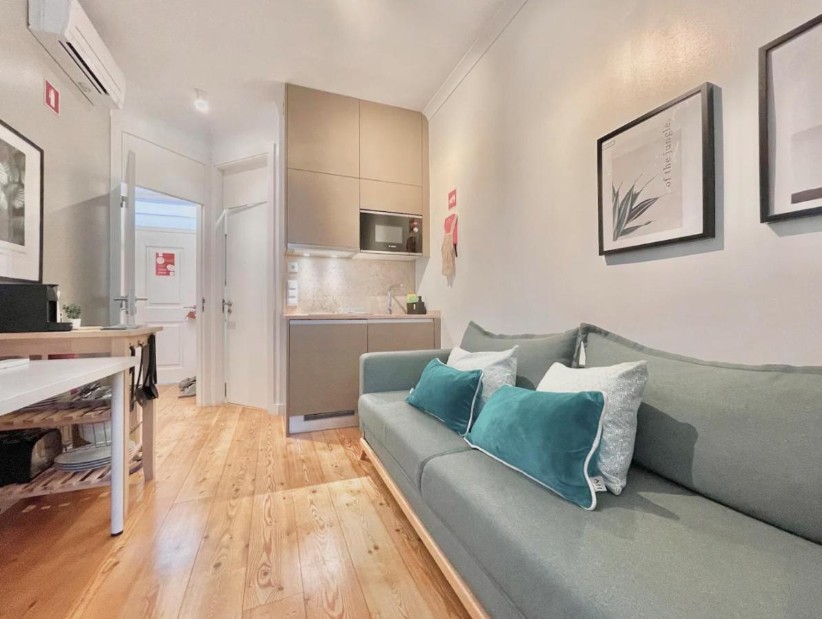 Vila Rosario 3 Studios With Patio By Homeful Homes Lisboa Ngoại thất bức ảnh